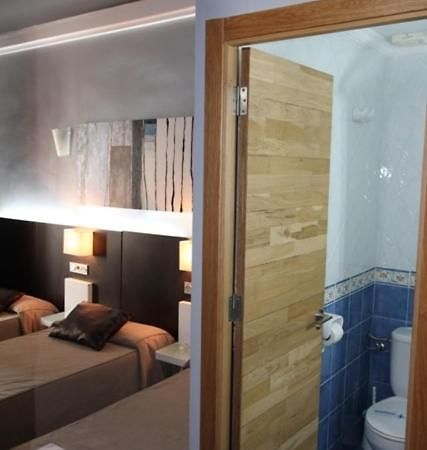 סאוטה Hostal Plaza Ruiz מראה חיצוני תמונה